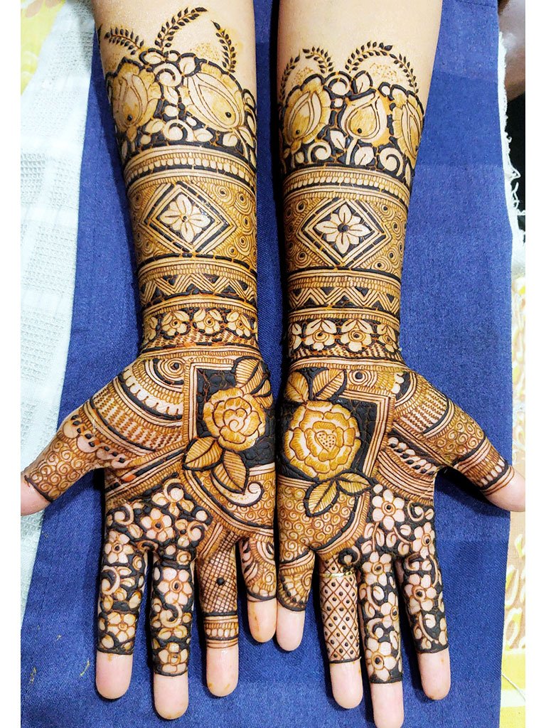 Where in Pune can I find a Mehndi artist? - Quora